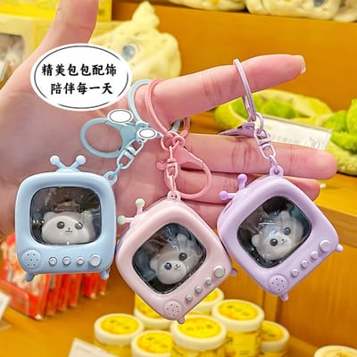 Creative Luminous Tv Shape Kitten Keychain Mini Popular Toy Atmosphere Light School Bag Pendant_img_0