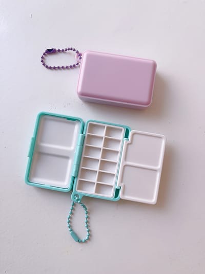 Mini paint box-12 compartments_img_0